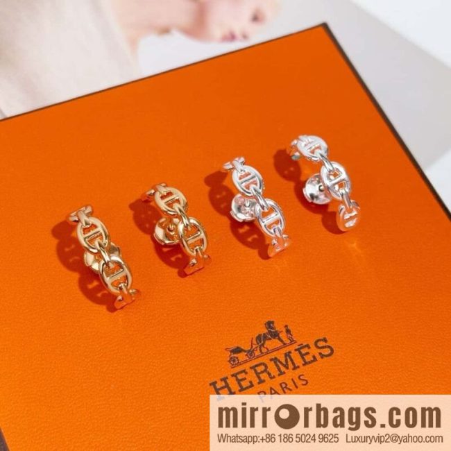 ❗️New ❗️ New ☑️ Hermès HERMES smooth pig nose stud earrings