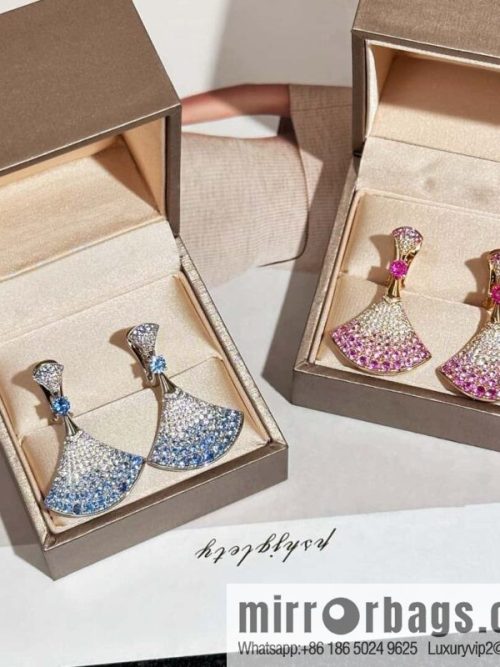 ❗️New ❗️ ☀ BVLGARI DIVAS\'DREAM gradual change powder gradual change blue diamond fan earrings earrings ☀️