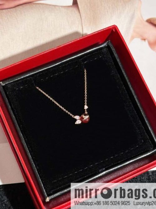 ❗️New ❗️ ☀️ Original ☀️ Qeelin Kirin Goldfish Necklace ☀️