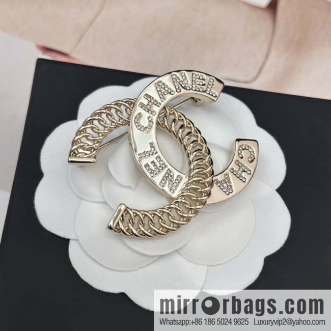 ❗️New ❗️ ☀️ New ☑️ Chanel Double C Half Letter Half Chain Brooch ☀️