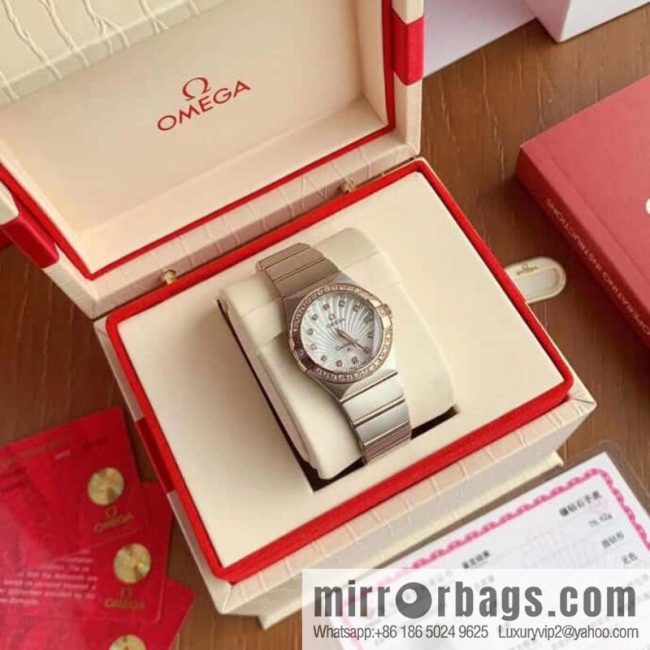 Omega/OMEGA Model 123.15.27.60 Constellation Four Generations Eternal Classic Real Diamond Cla1376 Quartz Movement Watch