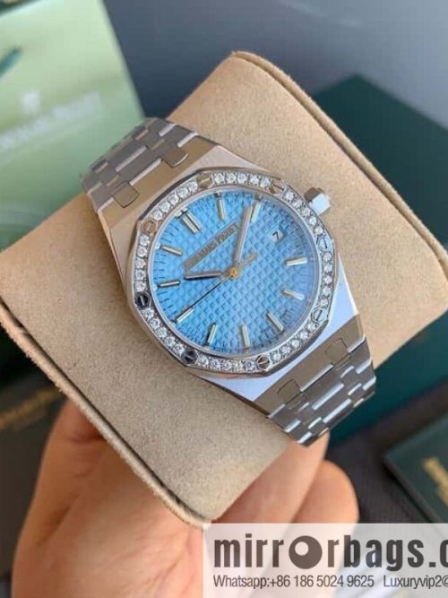 The most awesome \"Steel King\" women\'s Audemars Piguet \"Royal Oak original Calibre5800 model movement size 34mm ultra-thin mechanical watch
