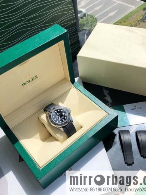 Rolex Yacht Platinum Swiss Original ETA-2836 Movement Dial Diameter 40mm Watch