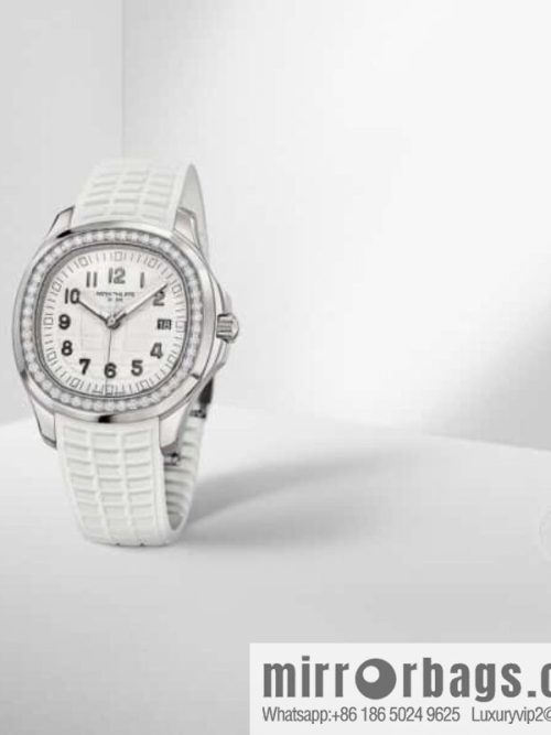 Exclusively launched, the new Patek Felix AQUANAUT series dial is inlaid with 48 vs2.0 real diamonds, about 1.2 carats, the original Swiss quartz movement, the watch size is 38mm