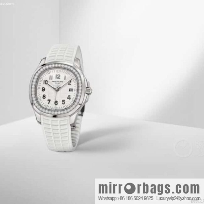 Exclusively launched, the new Patek Felix AQUANAUT series dial is inlaid with 48 vs2.0 real diamonds, about 1.2 carats, the original Swiss quartz movement, the watch size is 38mm