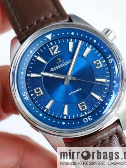 Jaeger-LeCoultre Beichen series V3 version diameter 41MM synchronous original streamlined stainless steel case escorts the watch with imported 9015 movement