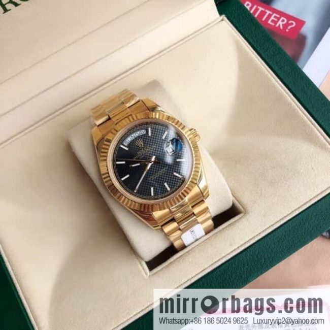 Rolex log type, the whole body is wrapped in 18k gold, the watch diameter is 41mm, and the original Swiss eta-2836 movement watch is loaded.