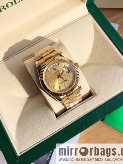 Rolex log type, the whole body is wrapped in 18k gold, the watch diameter is 41mm, and the original Swiss eta-2836 movement watch is loaded.
