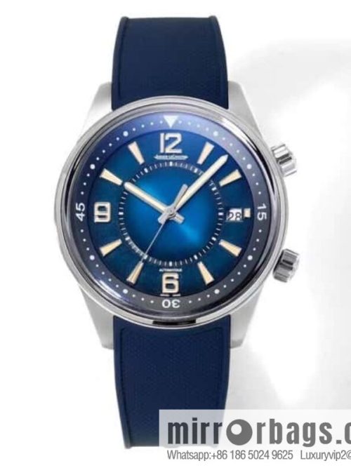 Produced by BLS, the calendar-type thin and stable 9015 movement of the Jaeger-LeCoultre Beichen series was changed to the JCL.899A/1 movement watch
