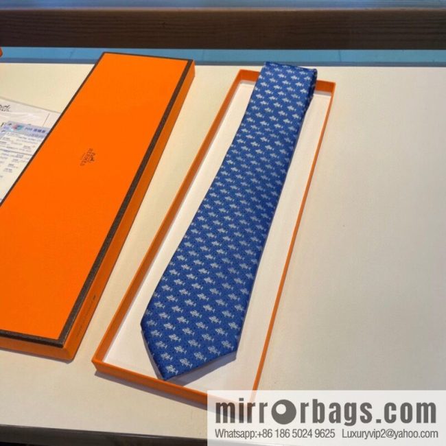 Hermes 100% Premium Twill Silk Men\'s Tie - Image 2