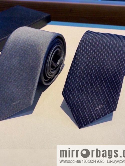 Prada 100% Top Handmade Custom Men\'s Jacquard Tie