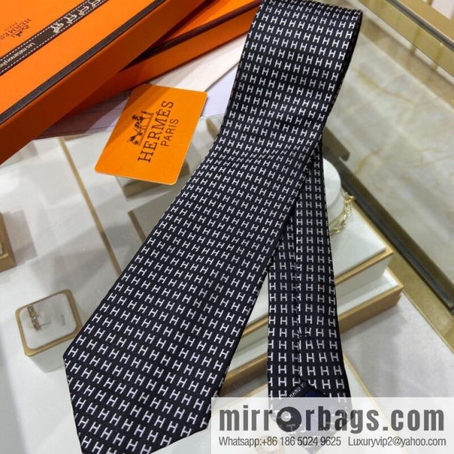 Hermes 100% Top Twill Silk H-Pattern Jacquard Tie - Image 2