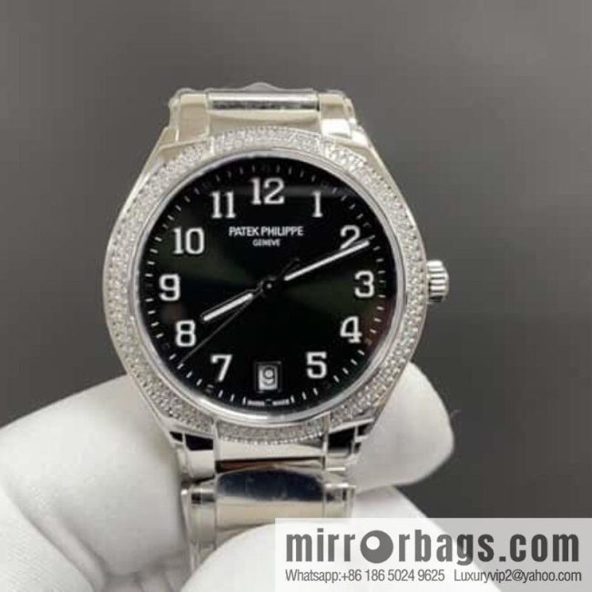 Patek Philippe TWENTY~ 4 Series 7300 Watch 324SC Self-winding Movement