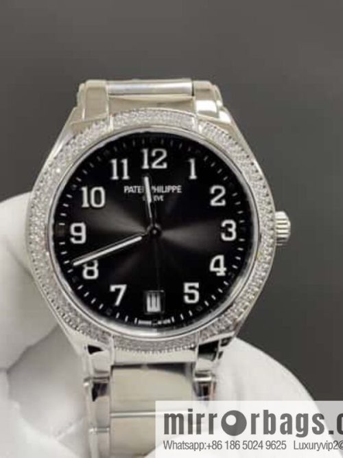 Patek Philippe TWENTY~ 4 Series 7300 Watch 324SC Self-winding Movement