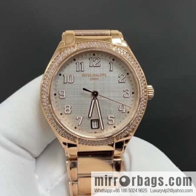 Patek Philippe TWENTY~ 4 Series 7300 Watch 324SC Self-winding Movement