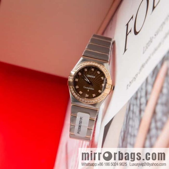 Omega/OMEGA Model 123.15.27.60 Constellation Eternal Classic, Constellation Series Case Strap Glossy - Image 2