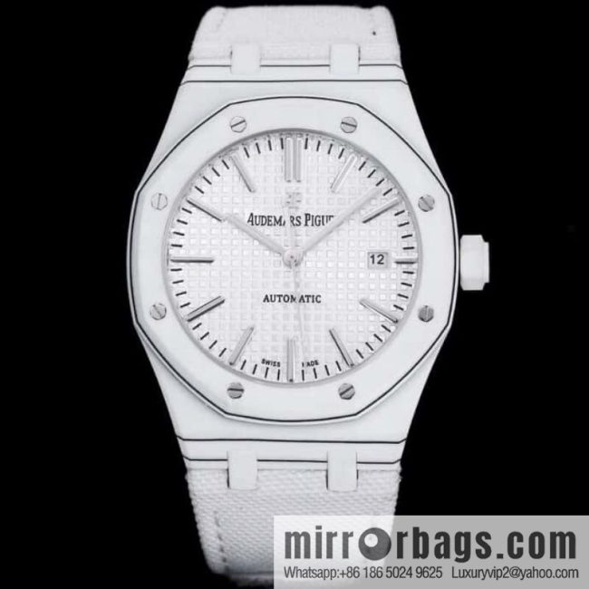 Audemars Piguet AP Royal Oak Audemars Piguet Cal.3120 * movement watch