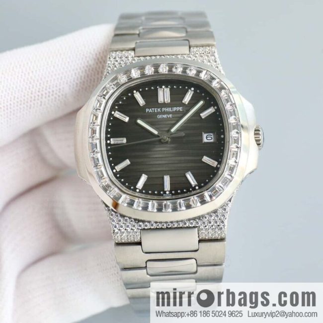 T square diamond ring literal steel belt - Patek Philippe Nautilus 5711 diamond-encrusted limited edition series Cal.324 movement watch - Image 2