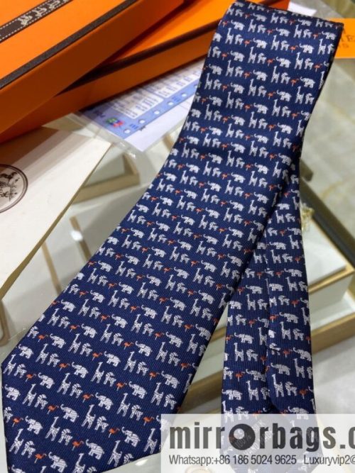 Hermes 100% Top Twill Silk Elephant Print Tie