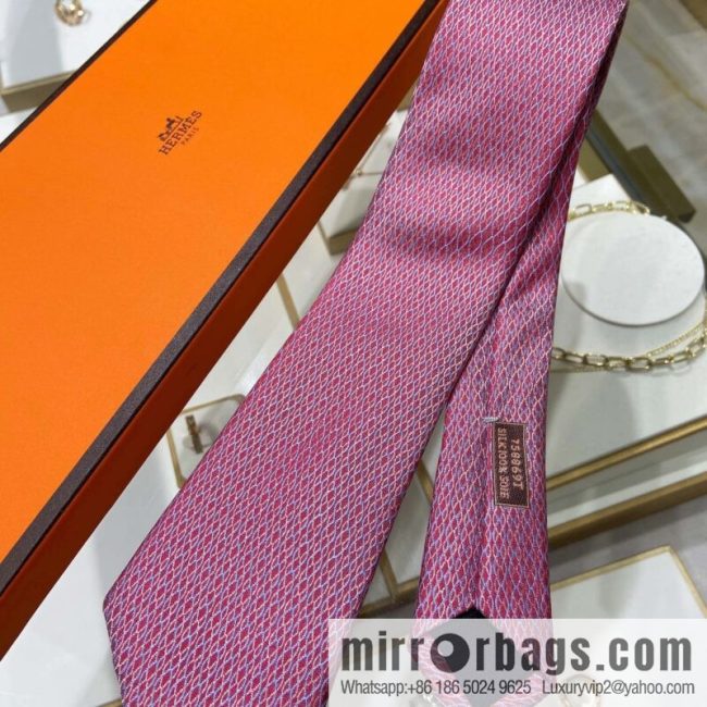 Hermes 100% Premium Twill Silk Mesh Print Tie - Image 4