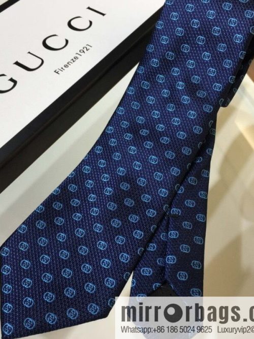 GUCCI Gucci 100% Top Jacquard Silk GG Interlock Tie