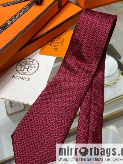 Hermes 100% Top Twill Silk Geometric H-Pattern Tie