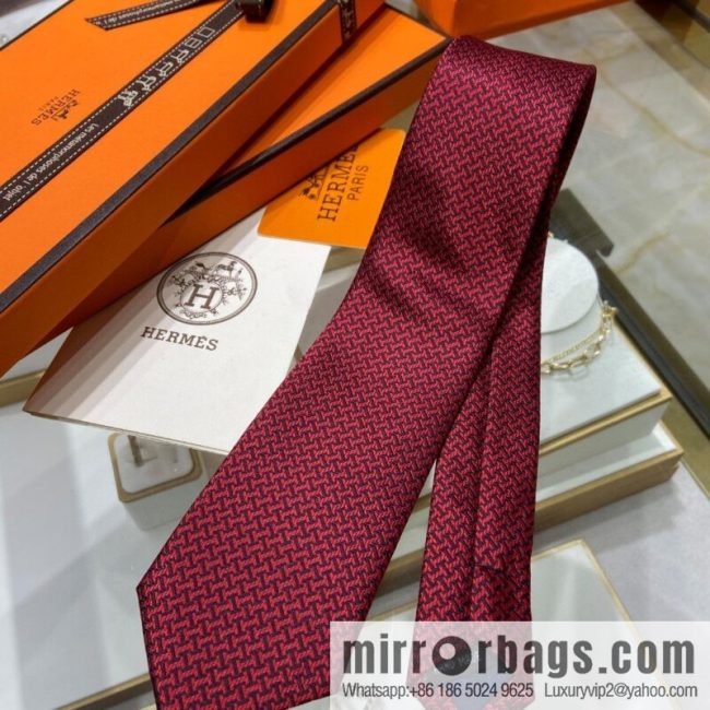 Hermes 100% Top Twill Silk Geometric H-Pattern Tie