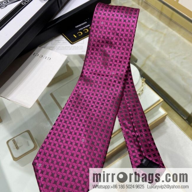 GUCCI Gucci 100% Top Jacquard Silk GG Clover Tie