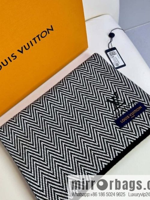 LV Louis Vuitton 100% Knitted Cashmere Classic Striped Woven Scarf