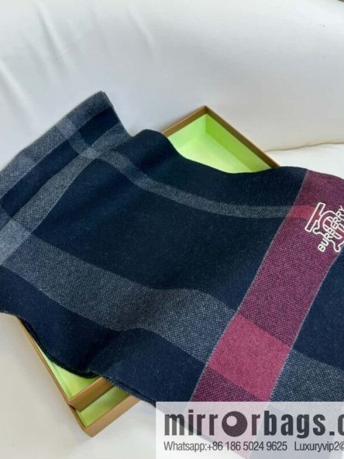 Burberry Burberry TB Cashmere Checked Men\'s Scarf