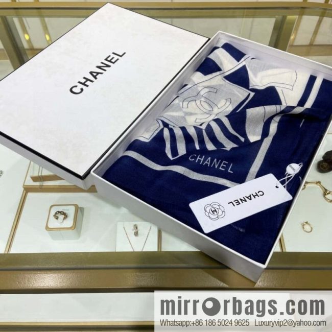 Chanel Xiaoxiang graphic combination long towel - Image 2
