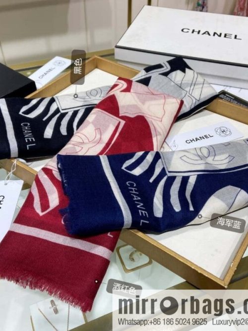 CHANEL Chanel Xiaoxiang graphic combination long towel