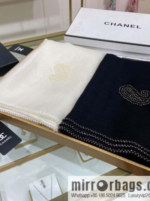 CHANEL Chanel pearl pattern long towel