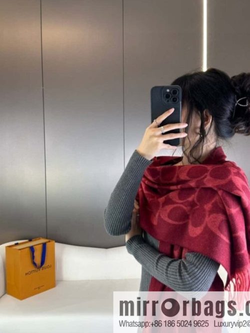 COACH Coach 2023 New Wool Shawl