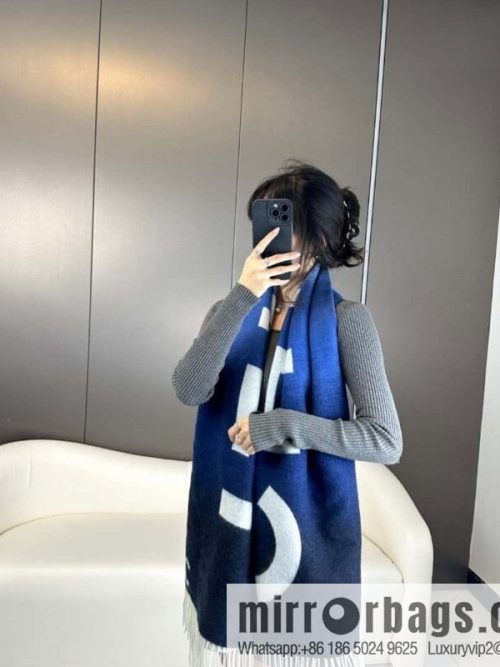 CHANEL gradual change double-sided scarf shawl