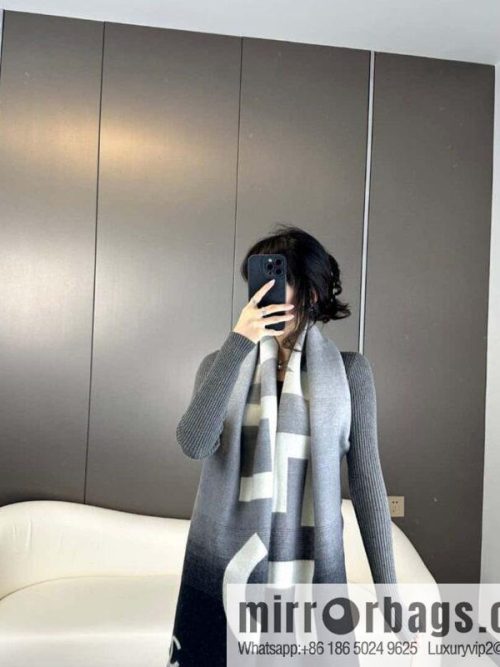 CHANEL gradual change double-sided scarf shawl