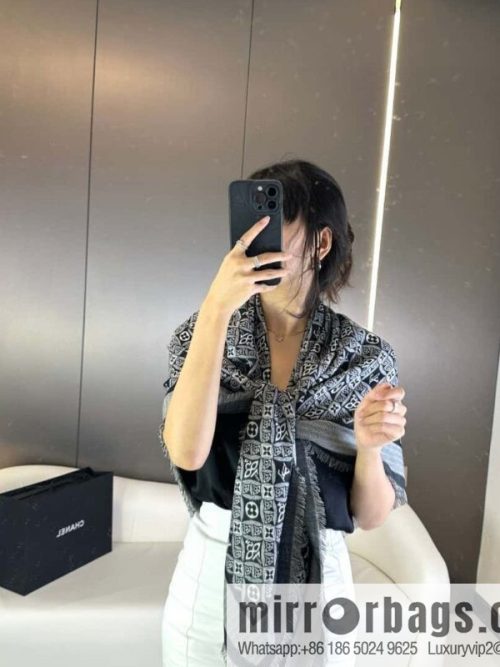 LV 2023 new 1854 cashmere square scarf