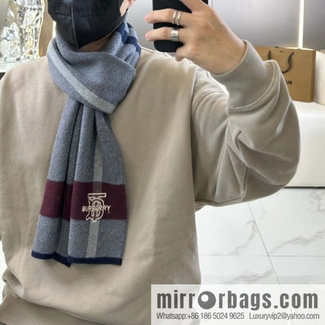 Burberry Burberry TB Cashmere Checked Men\'s Scarf