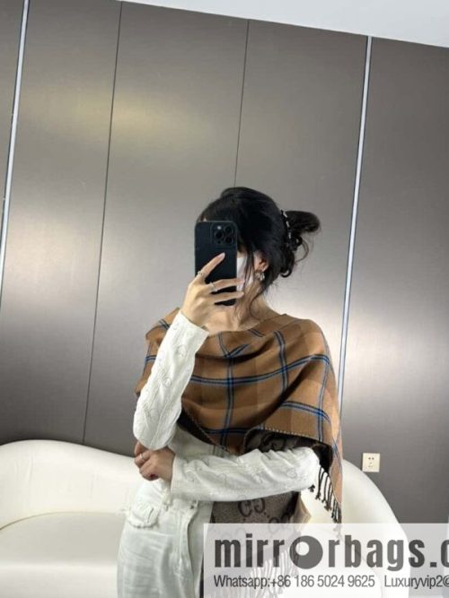 GUCCI autumn and winter new jacquard double-sided scarf