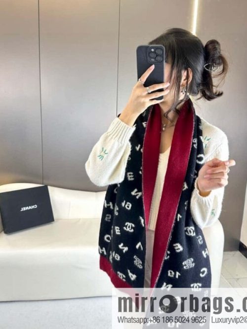 CHANEL counter cashmere scarf