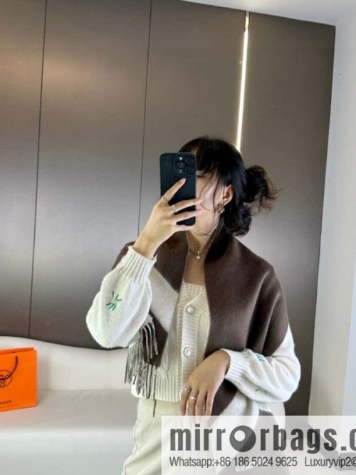 Hermès double-sided jacquard thickened fringed scarf