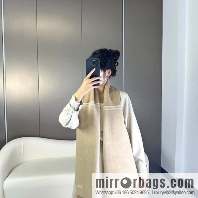 LOEWE Medium Gram Double Sided Wool and Cashmere Blended Double Sided Scarf