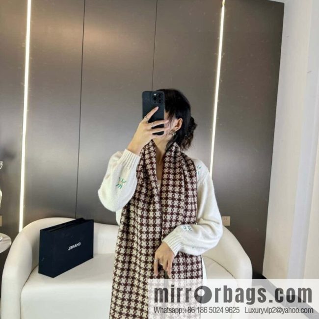 CHANEL 2023 Chanel new cashmere thousand bird grid scarf