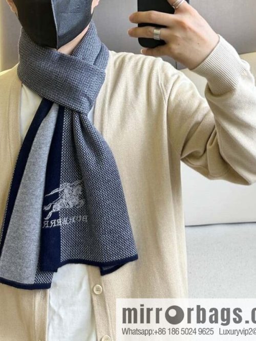 Burberry, classic warhorse plaid, high-end men\'s scarf