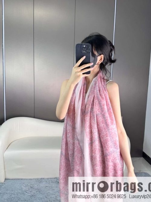 LV 2023 new, cashmere scarf.