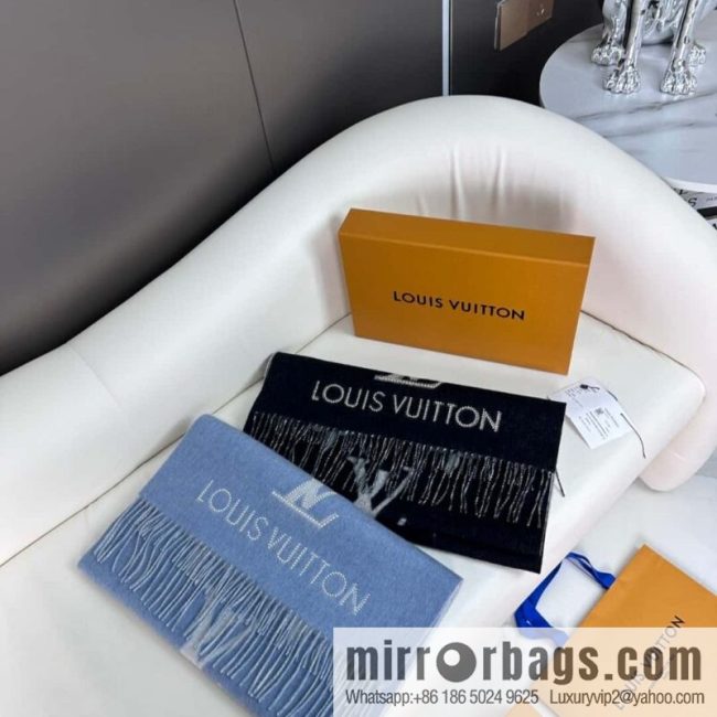 CHANEL 2023 New Reykjavik Riveted Scarf M71588 M76076