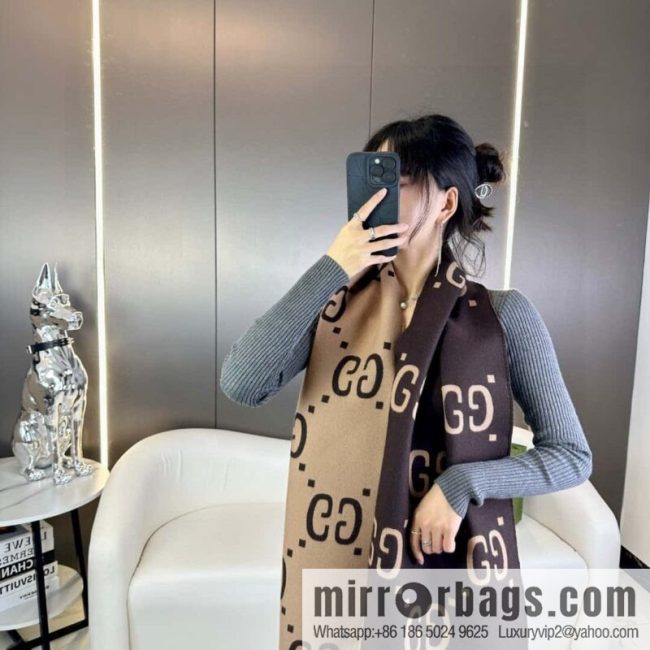 GUCCI Big Logo Wool Scarf 495592