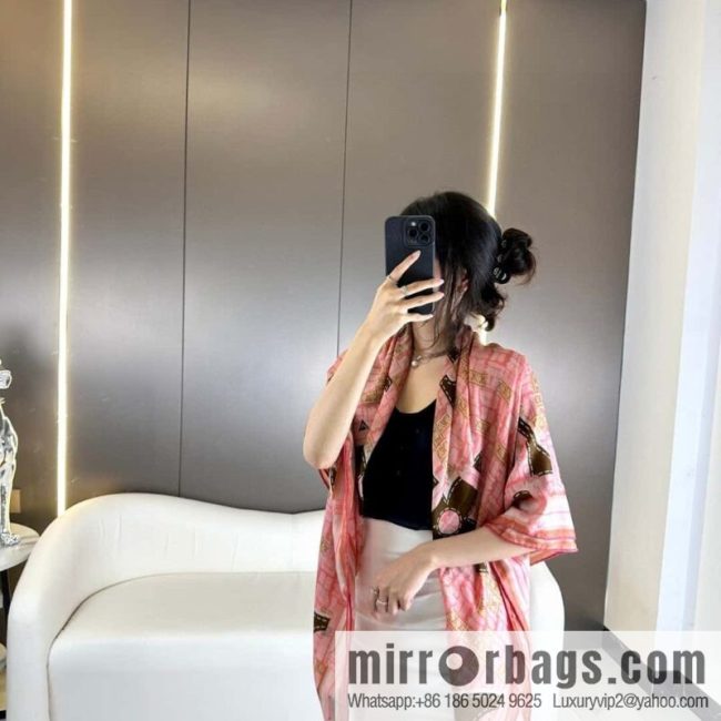 LV double-sided top cashmere square towel of the same color