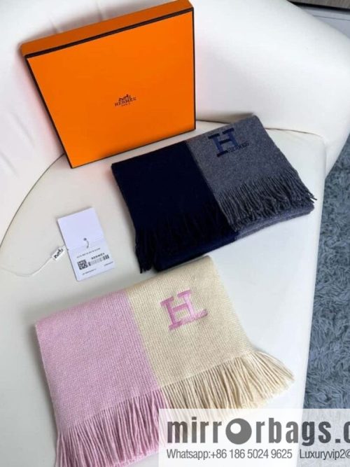 CHANEL 2023 men\'s and women\'s same high-end cashmere knitted scarf