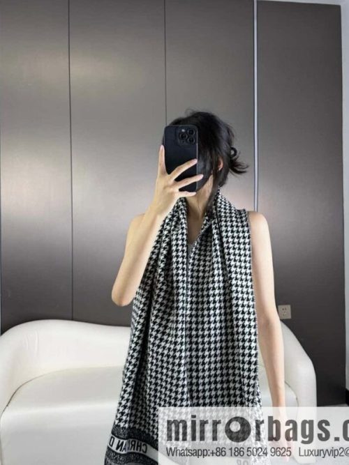 DIOR 2023 Dior\'s latest classic thousand-bird grid scarf